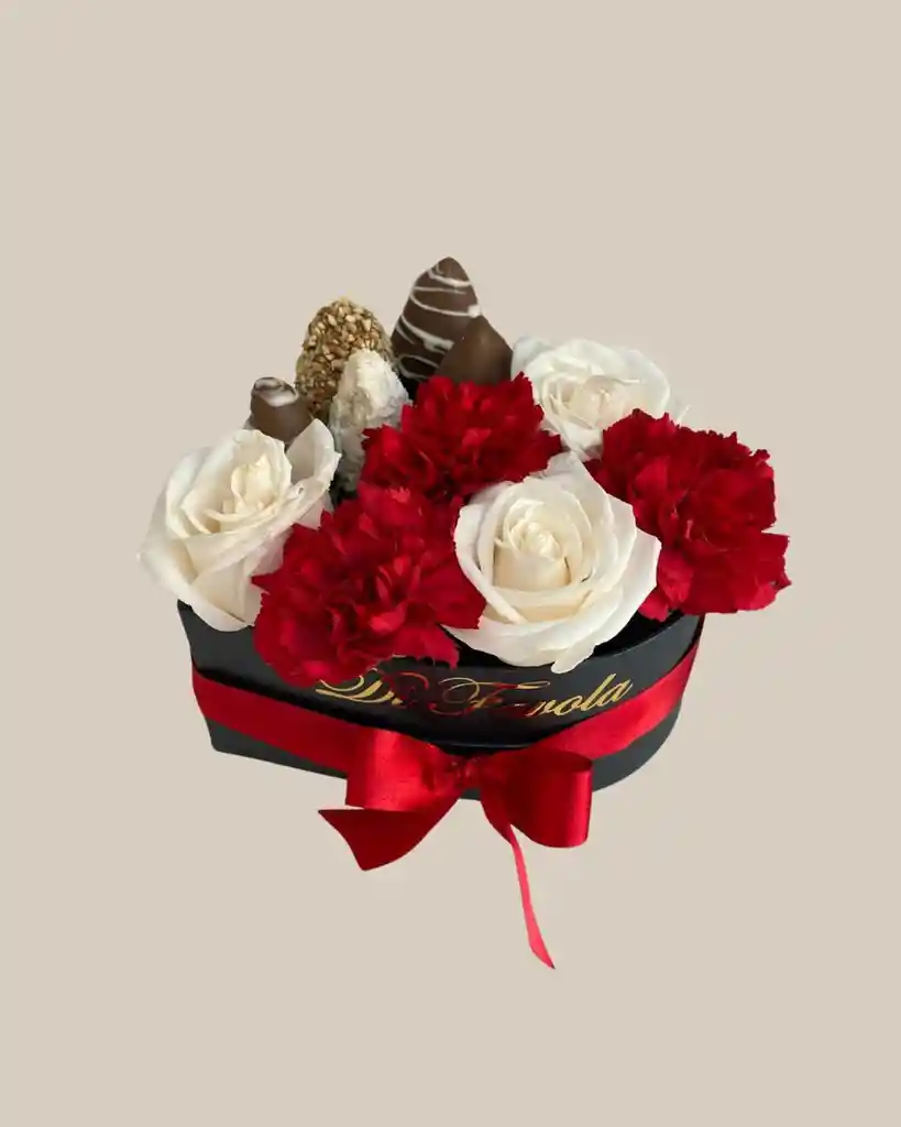 Corazon Petit Mitad Claveles Y Rosas Y 5 Fresas Con Chocolate. Detalle Amor Y Amistad