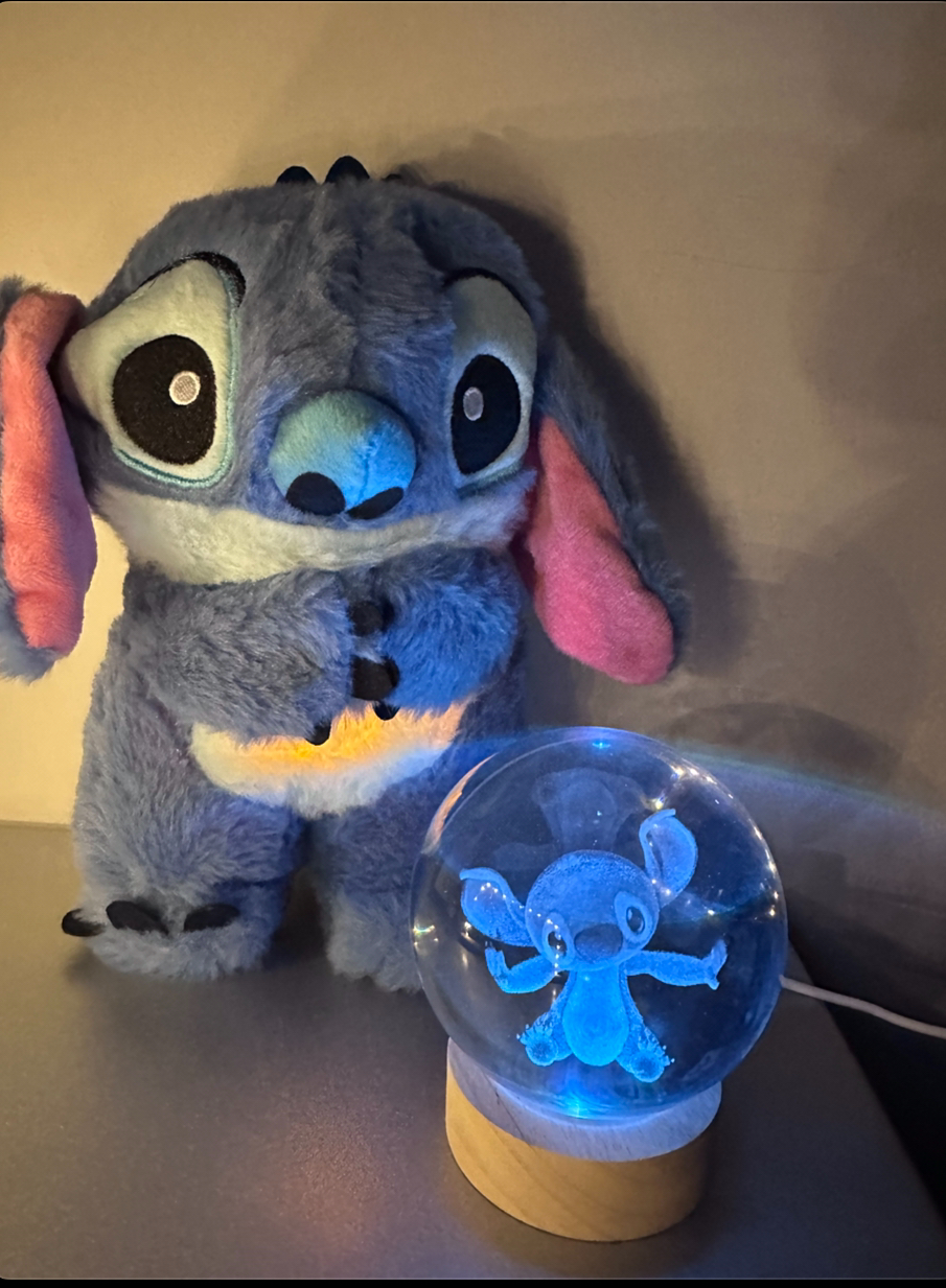 Peluche Stich Che Respira &ndash; Giocattolo Interattivo Morbido (Batterie Escluse)