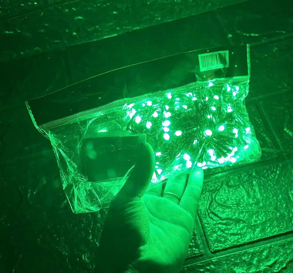 Luces De Navidad Lineal X100 Led Verde Sin Continuacion Cable Verde