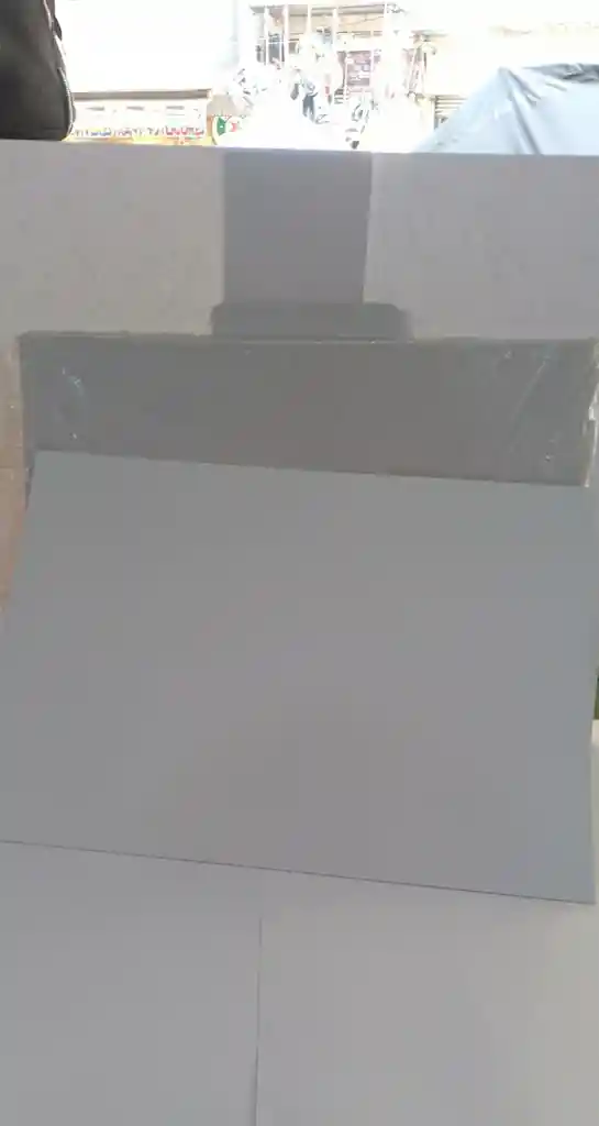 Carton Cartulina 1/8 X 50 Und