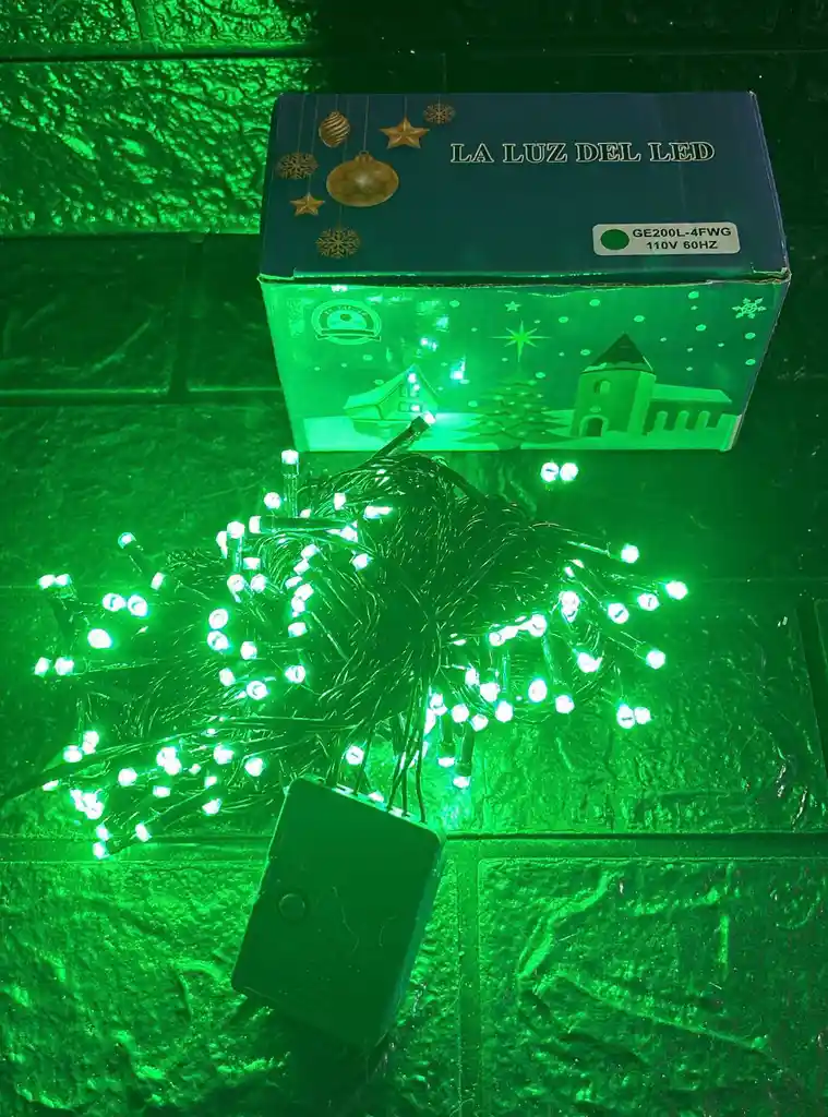Luces De Navidad Lineal X200 Led Verde Sin Continuacion Cable Verde