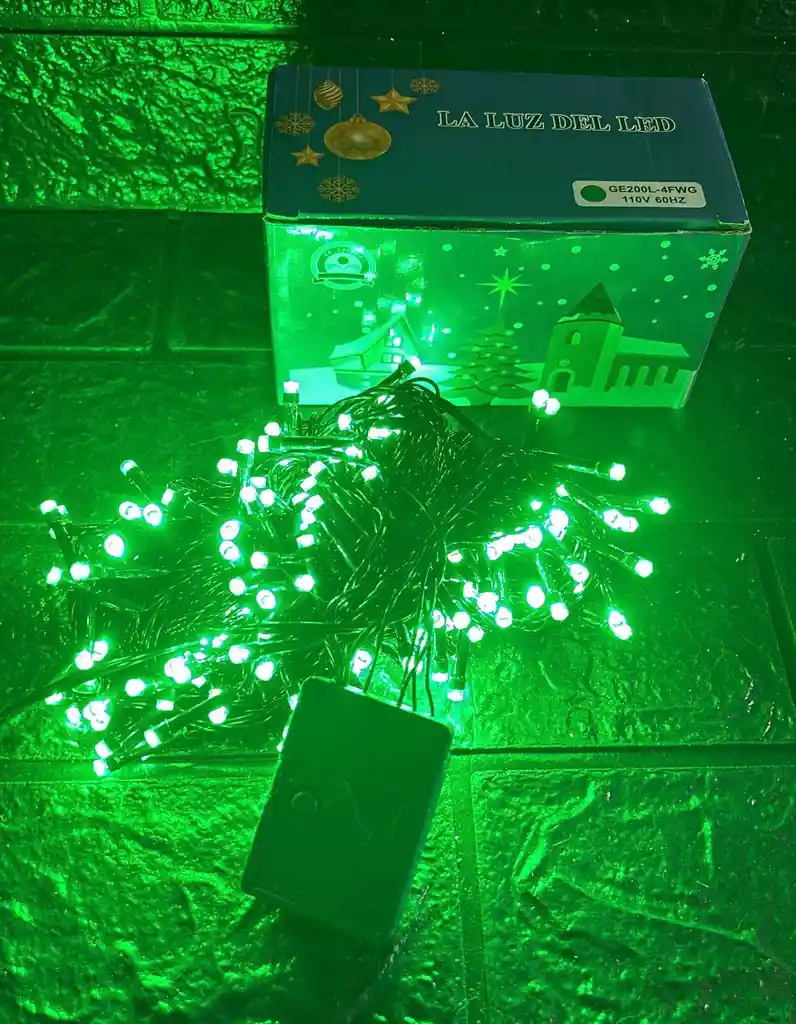 Luces De Navidad Lineal X200 Led Verde Sin Continuacion Cable Verde