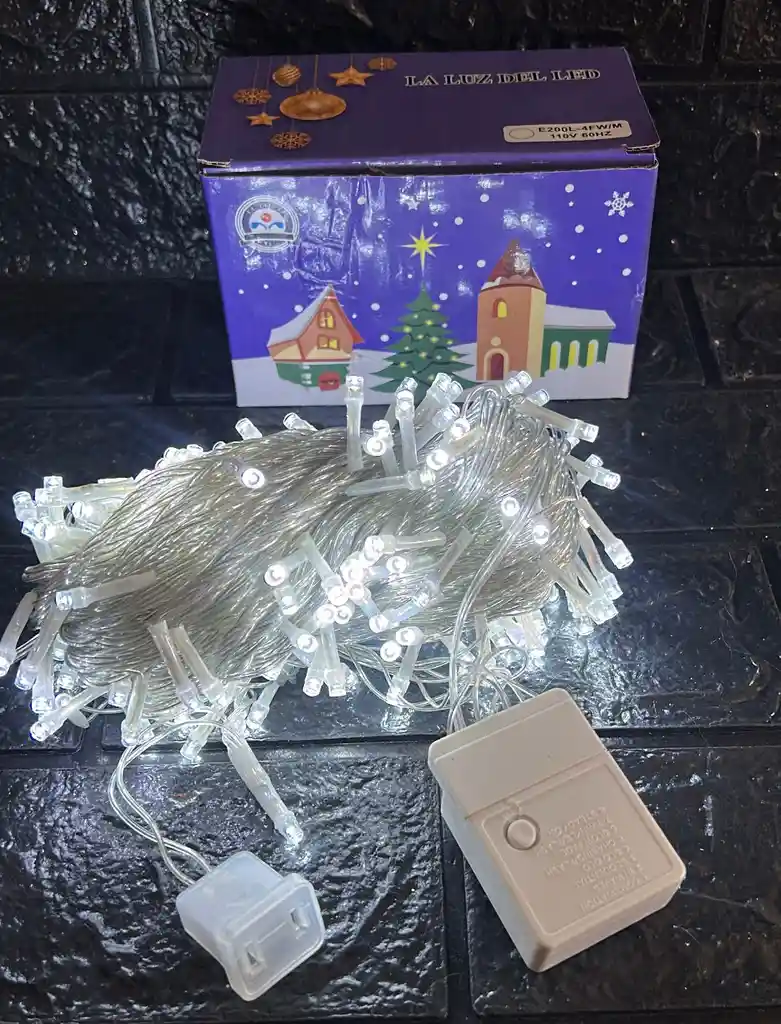 Luces De Navidad Lineal X200 Led Blanco Con Continuacion Cable Transparente