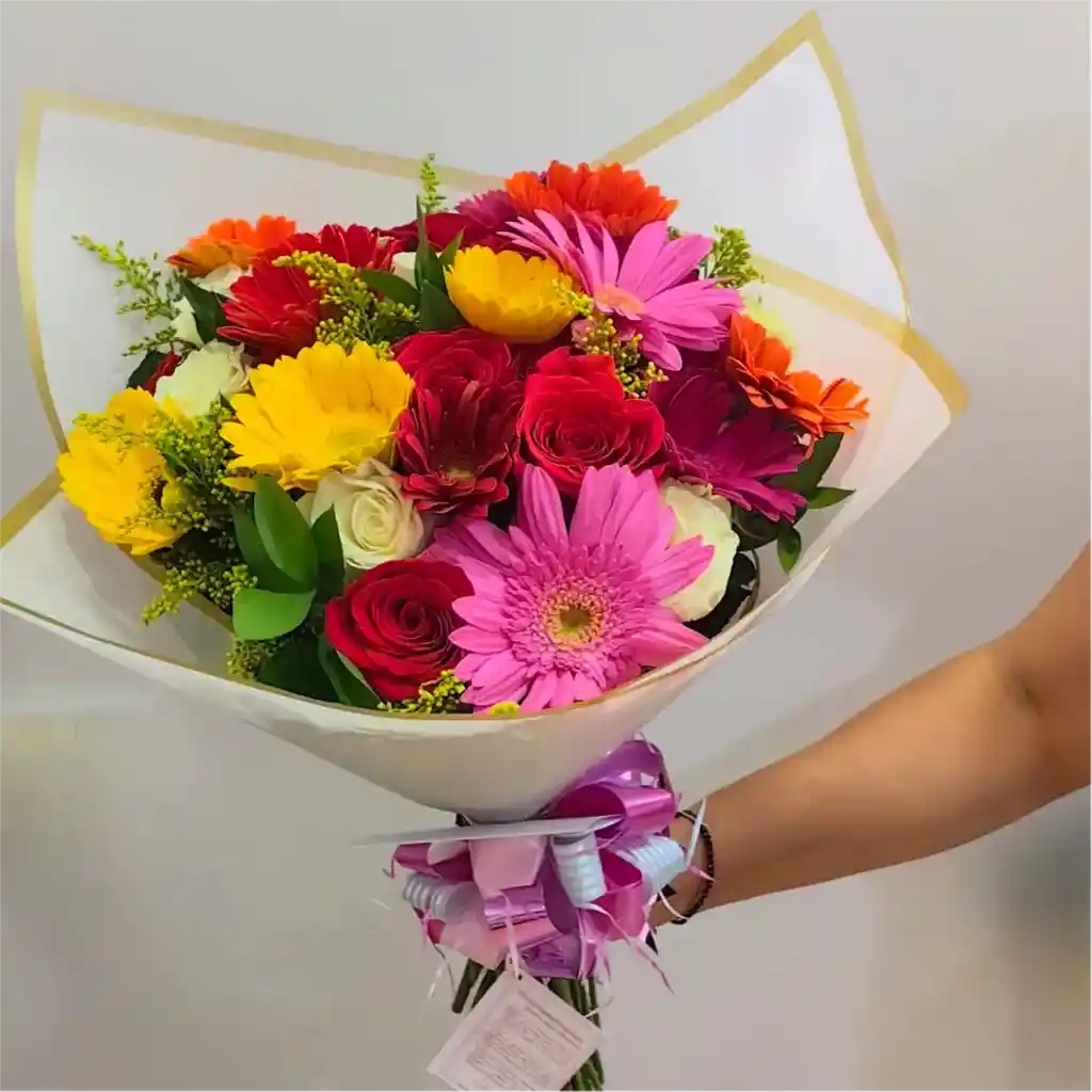 Bouquet 24 Flores Variadas