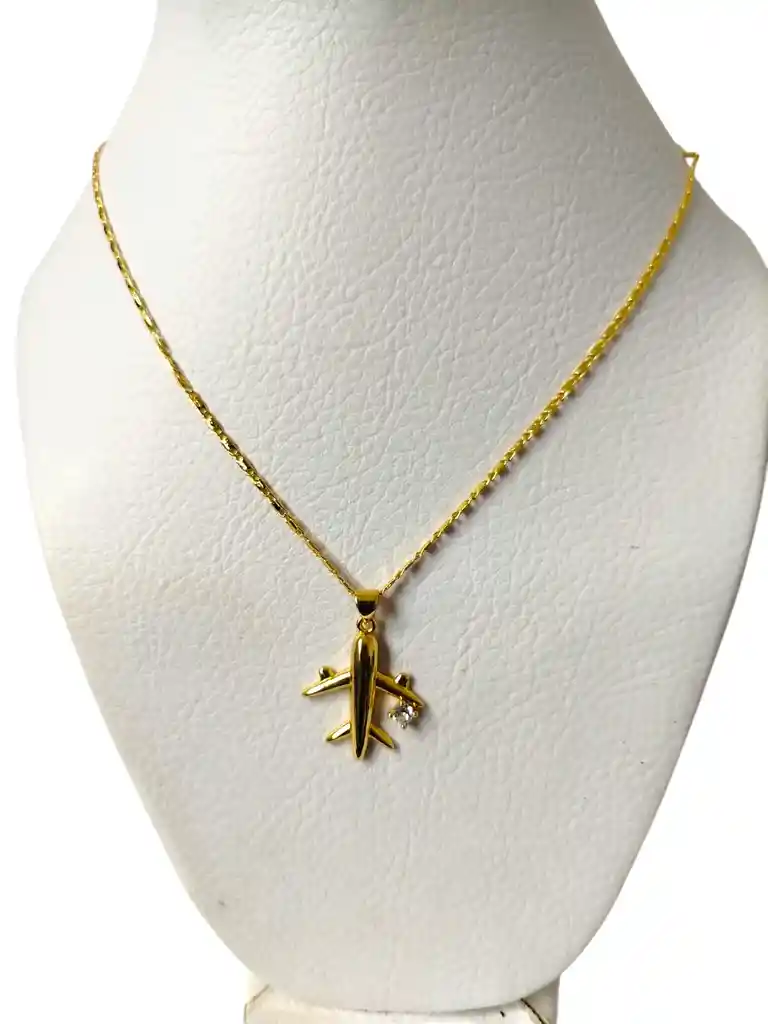 Cadena Dorado Avión