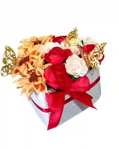 Rosas Y Girasoles En Caja Corazon