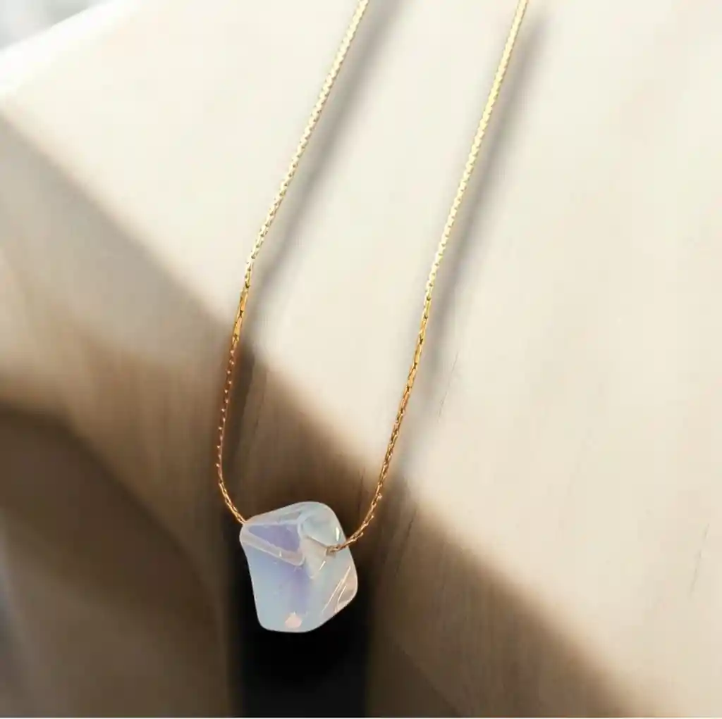 Collar En Opalo Natural
