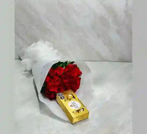 Bouquet De Rosas