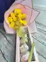 Combo Ramo Rosas Amarillas Y Fresas Cubiertas De Chocolate