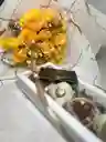 Combo Ramo Rosas Amarillas Y Fresas Cubiertas De Chocolate
