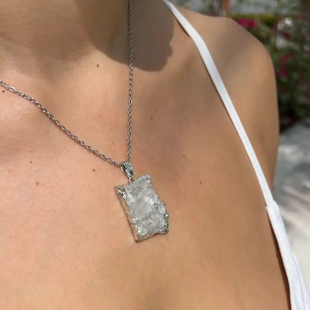 Collar Con Drusa De Cuarzo Cristal