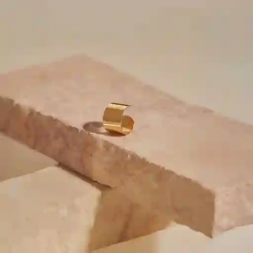 Earcuff Adore / Dorado