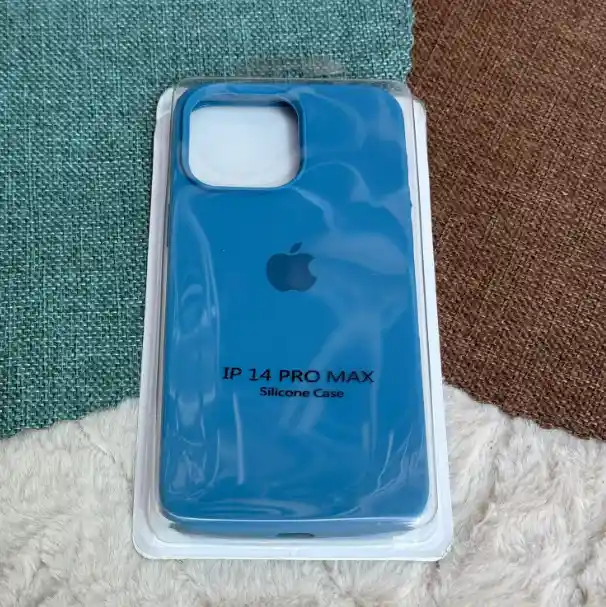 Forro Iphone 14 Pro Max / Silicona Azul / Resistencia Y Moda