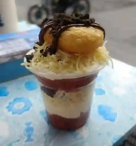 Postre Personal: Moras Con Crema