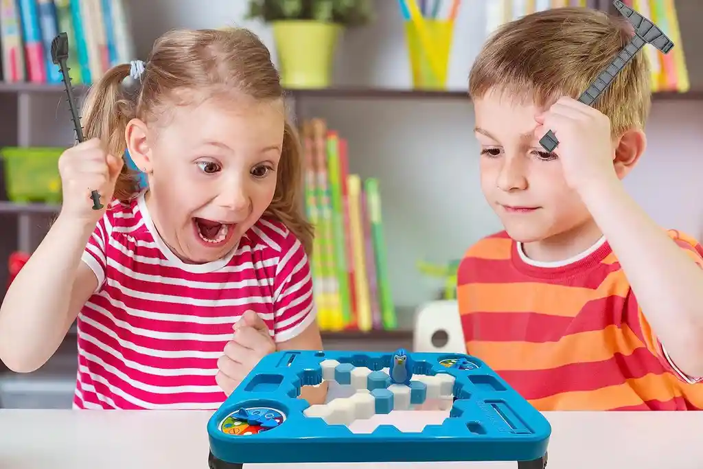 Juego De Mesa Salva Al Pingüino Y Rompe El Hielo