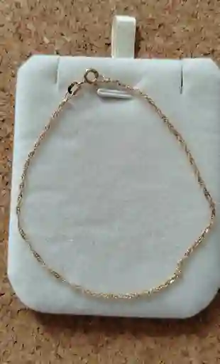 Pulsera En Oro Italiano Peso 1,05 Gramos