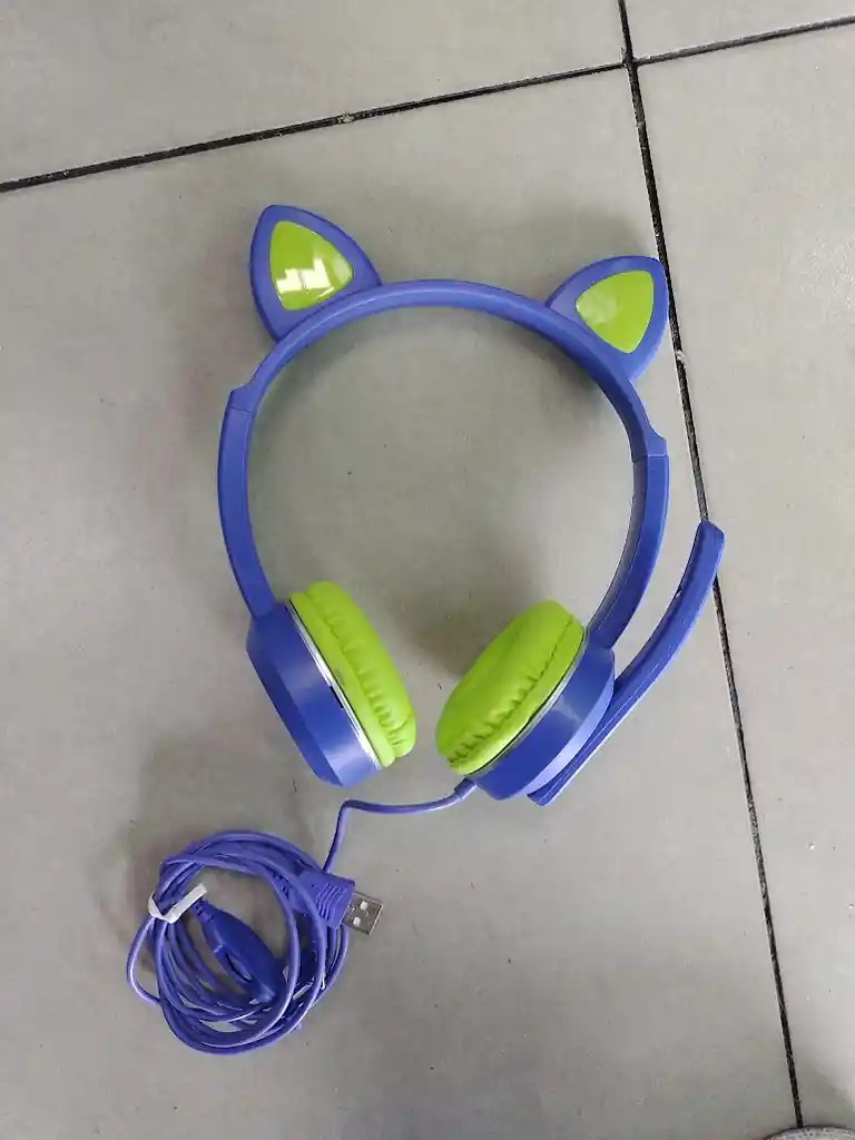Audífonos Diadema Con Cable Con Diseño De Gato Morado