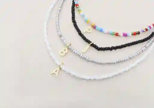 Collar Mostacilla Letra Inicial