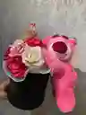 Ramo De Rosas De Satín Con Peluche – Detalle Elegante Amor Y Amistad