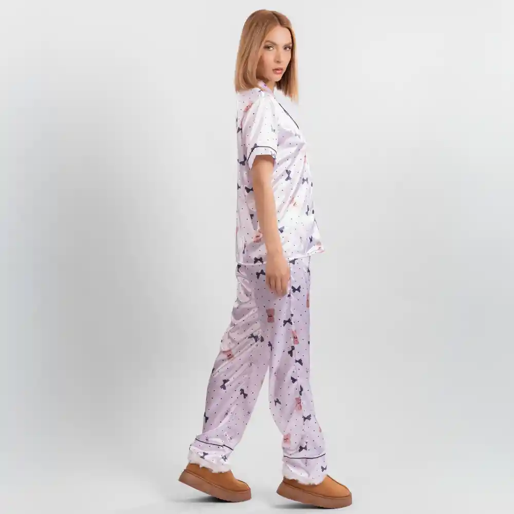 Pijama Tres Pieza Satinada De Oso, Talla M