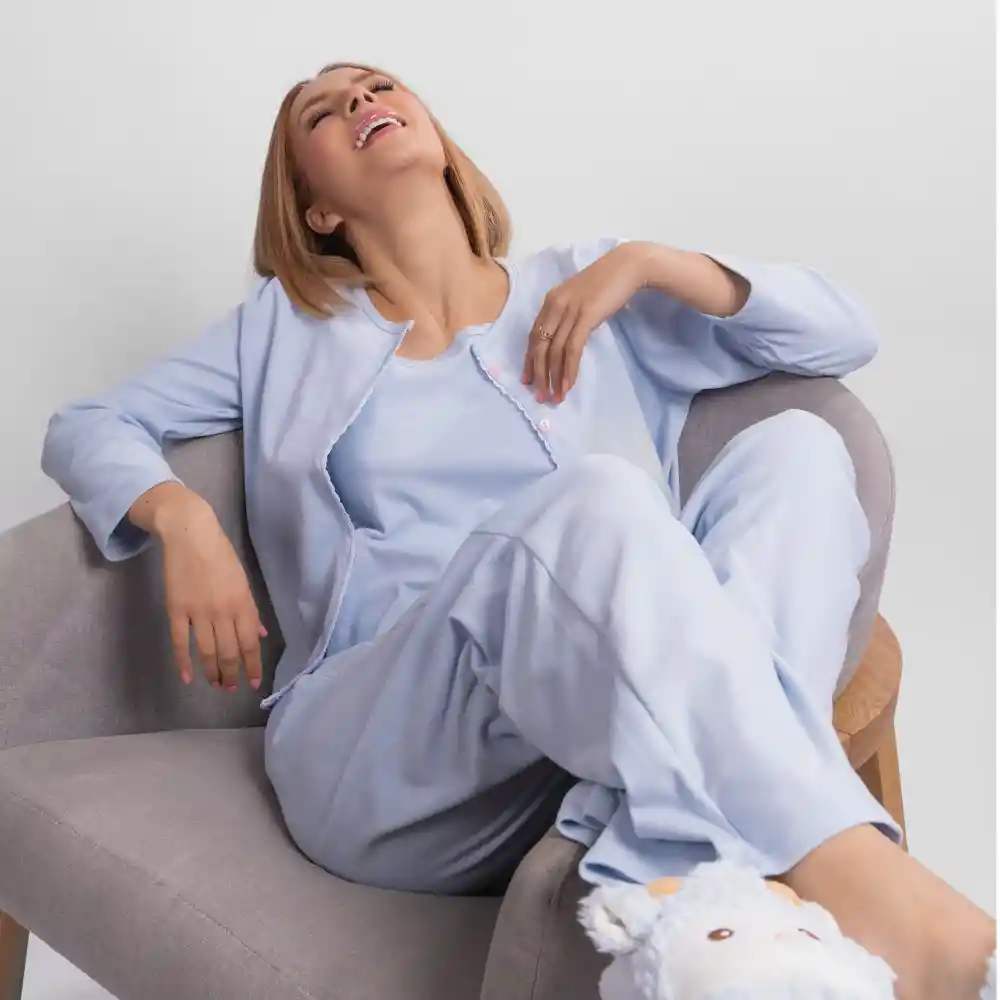 Pijama Tres Pieza Velvet- Talla M Azul