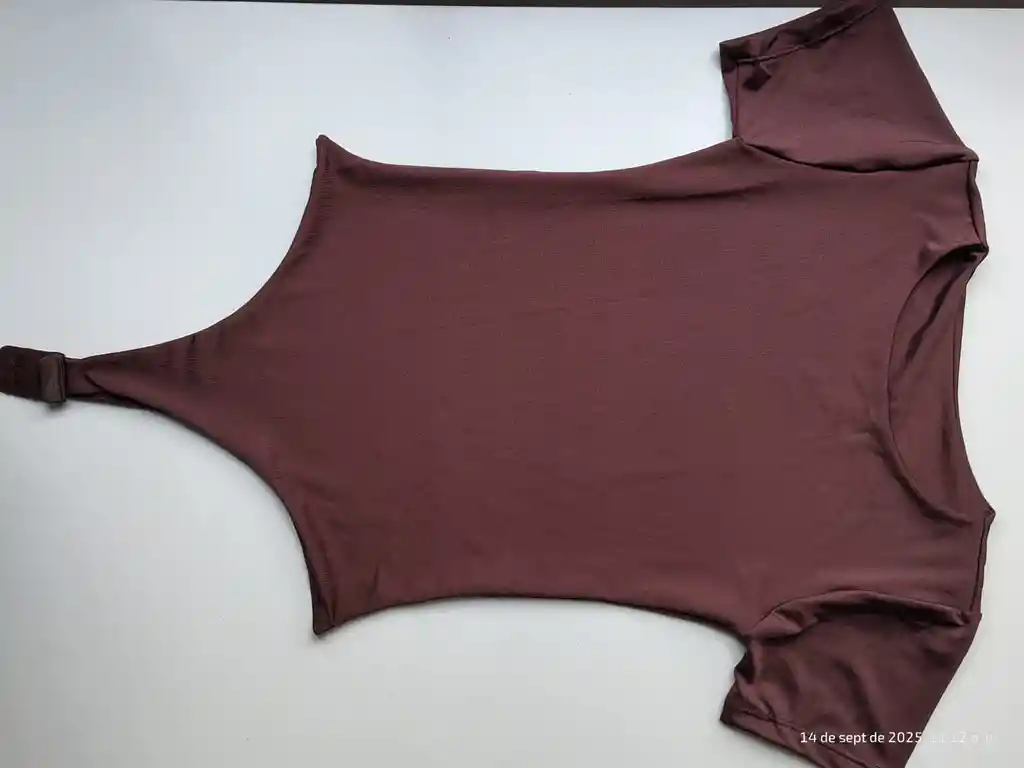 Body Manga Corta