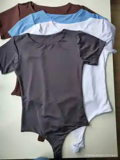 Body Manga Corta