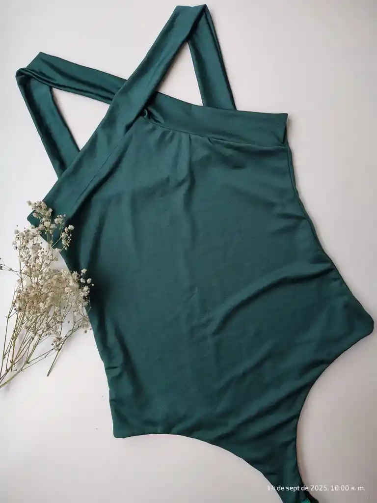 Body Tiras Cruzadas