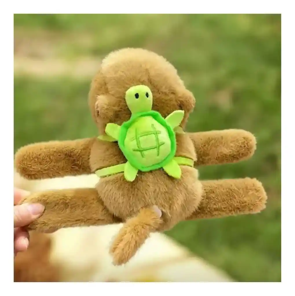 Pulsera De Peluche Capibara Con Mochila Tortuga Movimiento De Colita