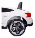 Carro Montable Audi Rs E-tron Gt 12v Control Remoto Blanco Niños