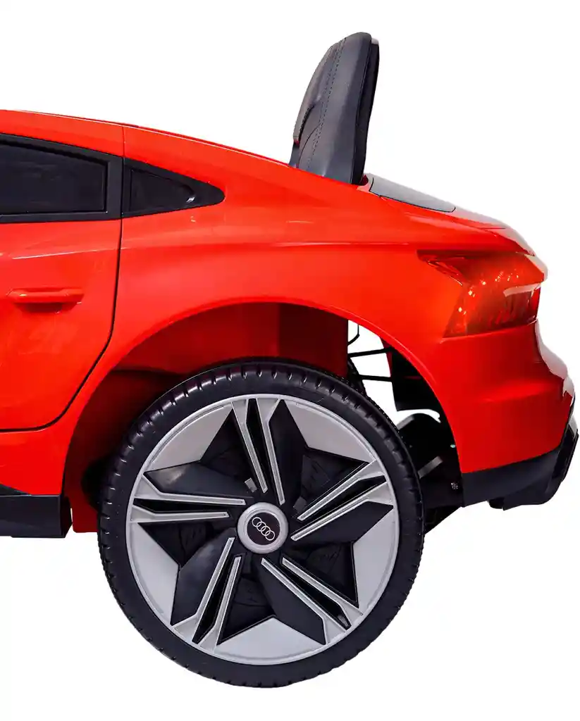 Carro Montable Audi Rs E-tron Gt 12v Control Remoto Rojo Niños