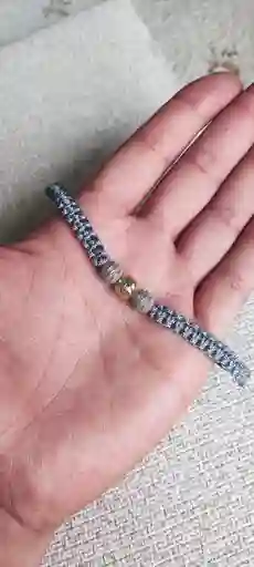 Manilla Gris Neopreno 3 Rayas 1 Bola Diamantada De 8mm Oro 18 Kilates