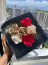 Corazón De Rosas Satinadas En Caja Transparente – Regalo Elegante Amor Y Amistad