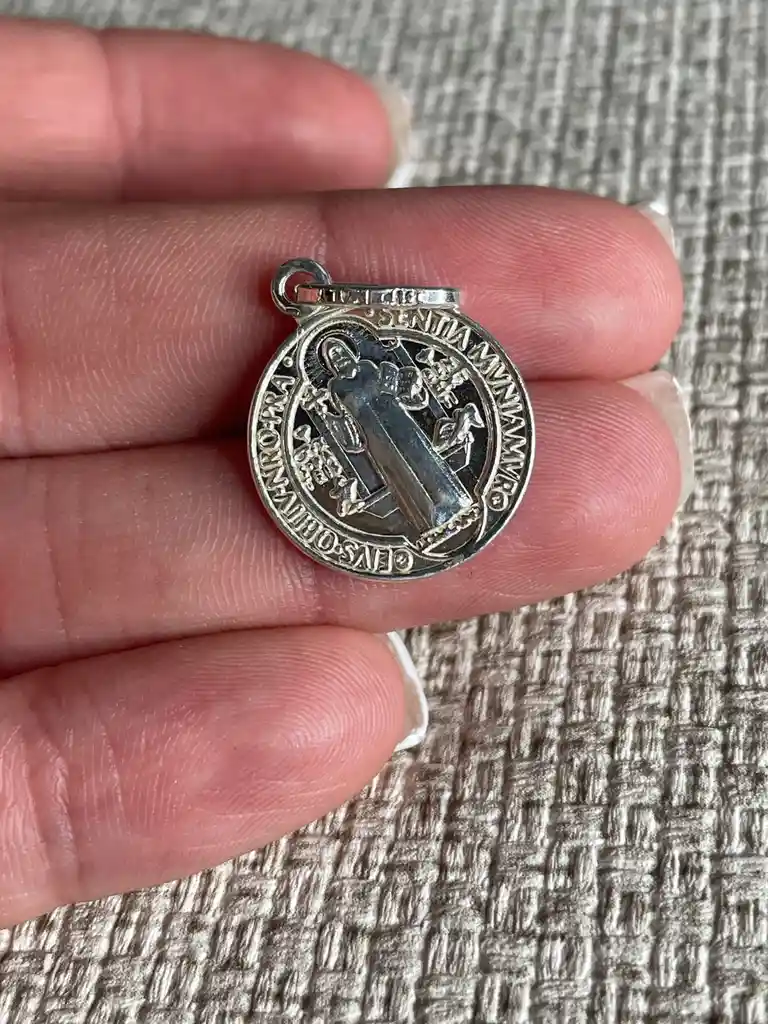 Dije De Collar De San Benito Plata 925