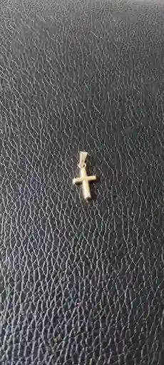 Dije Cruz Oro 18 K Peso 0.3gramos