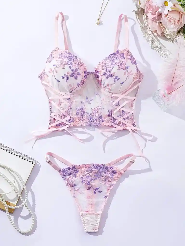 Conjunto Bordado Floral Rosa Hermoso,