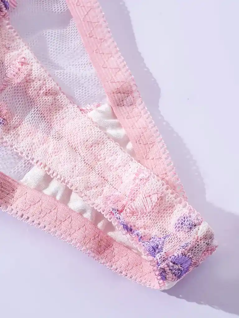 Conjunto Bordado Floral Rosa Hermoso,