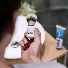 Brocha De Afeitar Cerda Natural Lea