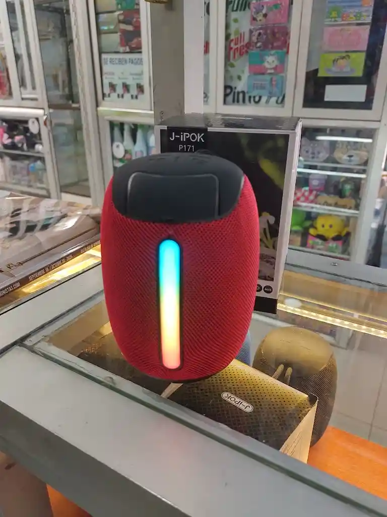 Parlante Pequeño Inalámbrico J-ipok Rojo Portatil