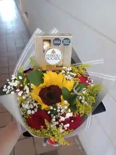 Ramo De Girasol Y Rosa Con Ferreros