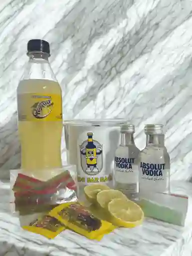 Vodka Toronja Coctel
