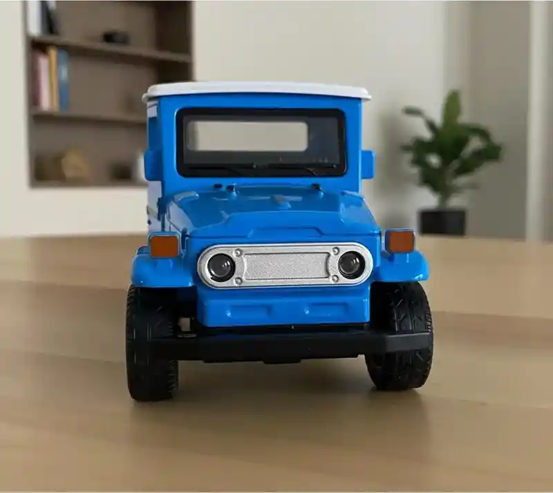 Vehículo Toyota Land Cruiser Escala 1:32 Color Azul