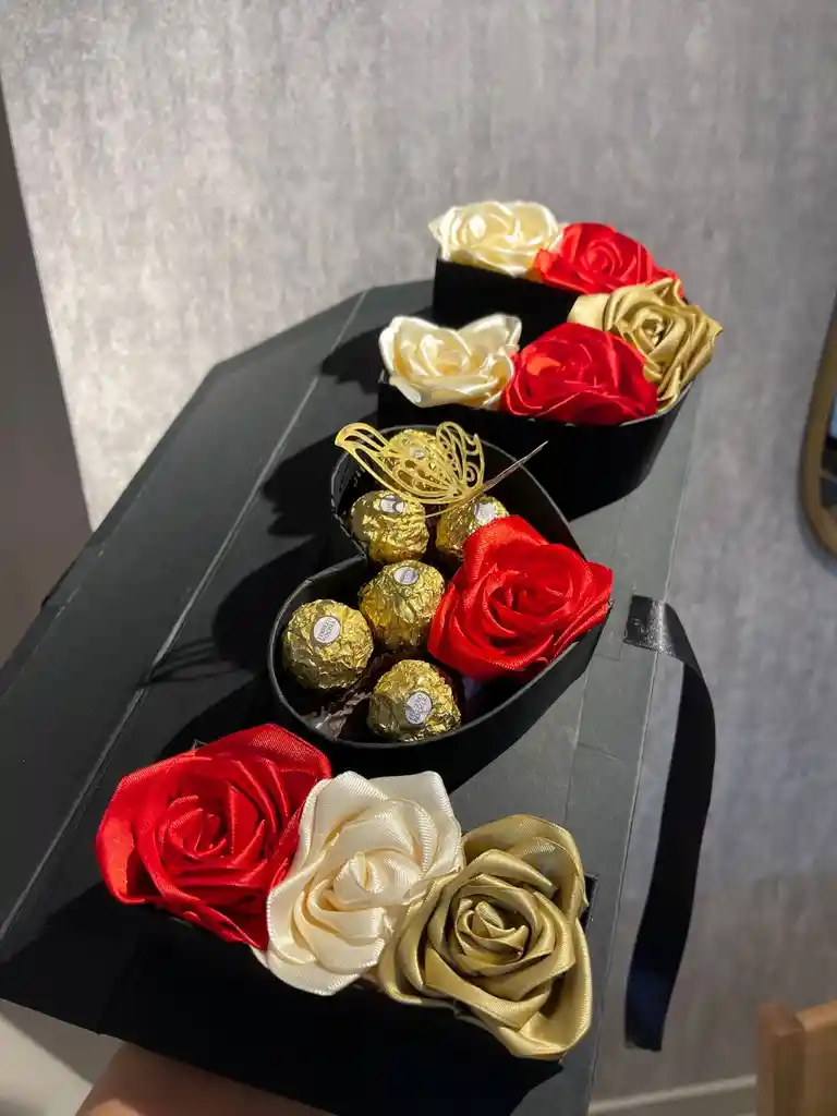 I Love You Caja De Rosas Chocolates – Regalo Elegante Amor Y Amistad