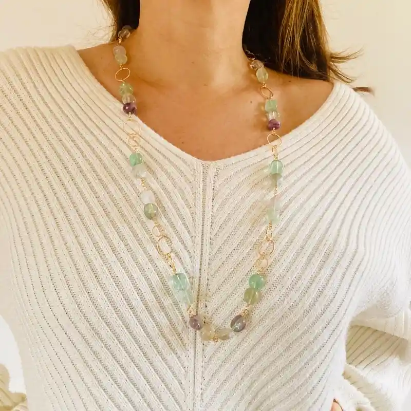 Collar Largo Dorado Con Piedras Fluorita