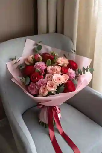 Bouquet Pasión En Rojos Y Rosados