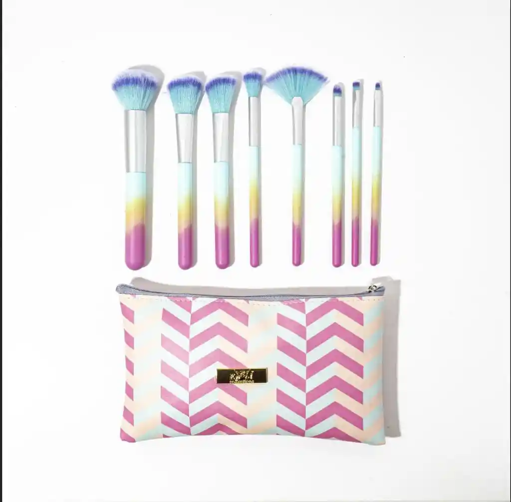 Set De Brochas De Maquillaje Rainbow + Cosmetiquera Engol ✨