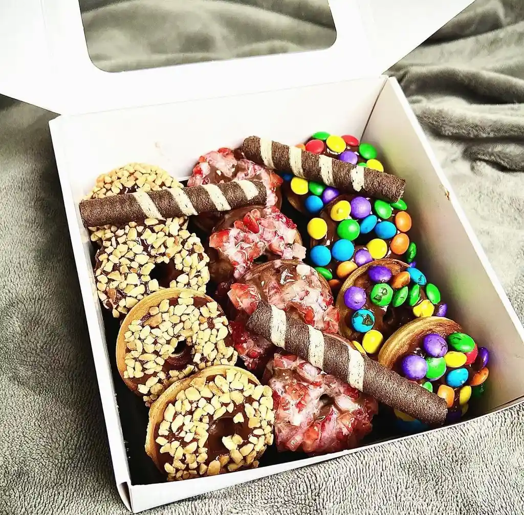 Combo De 12 Mini Donas Salsas Y Topinggs