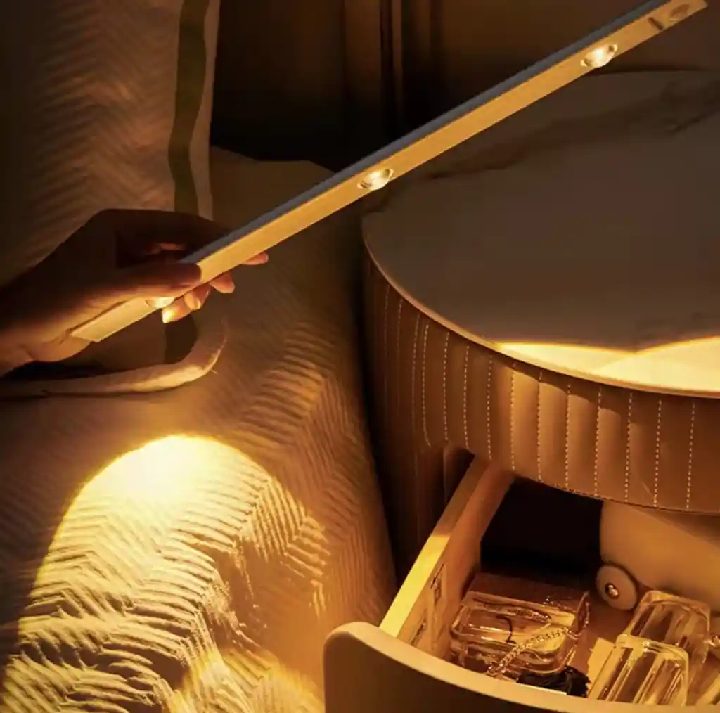 Luz Led Sensor Movimiento 20 Cm Ultrafino Usb Recargable