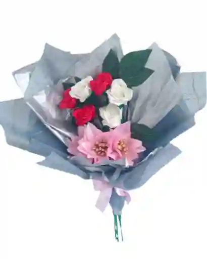 Ramo De Flores Rosas Y Lirios Hada Eterna