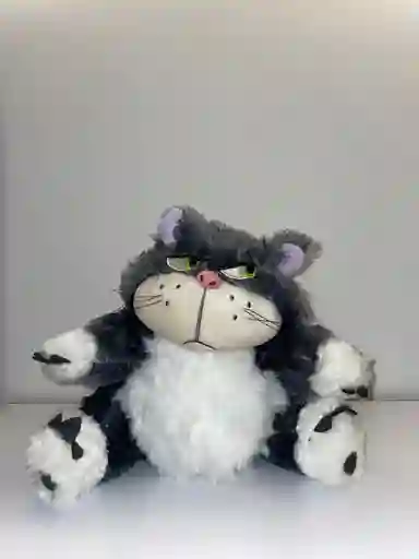 Gato Lucifer